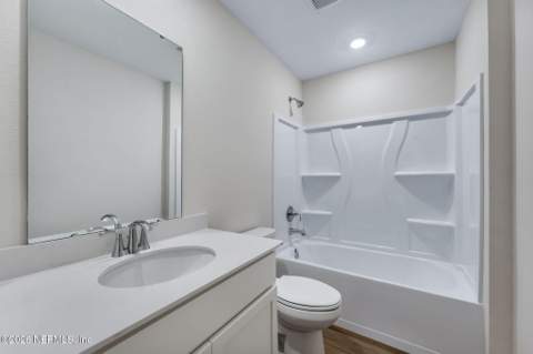 704 Holly Lakes Drive, Orange Park FL - photo 15 of 20