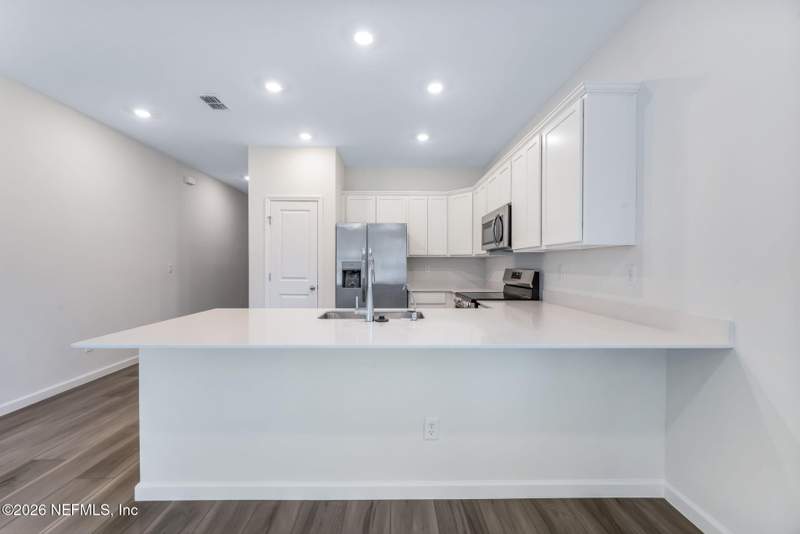 4 bedroom Townhouse at 708 Holly Lakes Drive, Townhomes of Holly Cove, Orange Park — photo 5