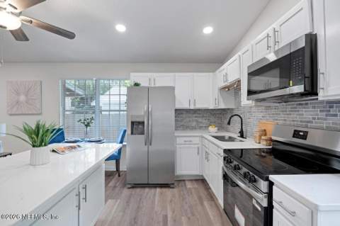 215 Nesmith Avenue, St. Augustine FL - photo 12 of 28