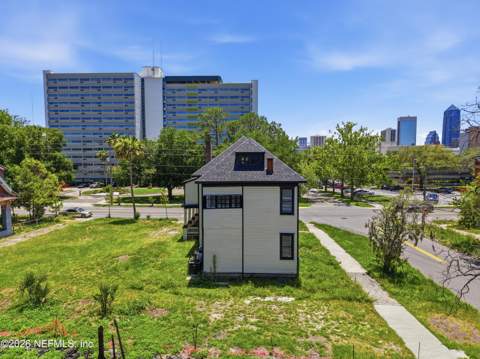 205 E 1st Street, Jacksonville FL - photo 6 of 54