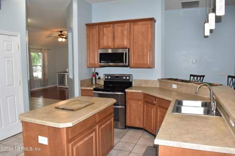 3204 Wandering Oaks Drive, Orange Park FL - photo 14 of 59