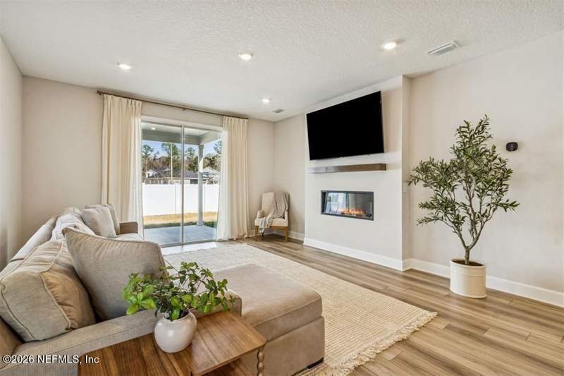 4 bedroom Single Family Residence at 95057 Terri'S Way, Concourse Crossing, Fernandina Beach — photo 2