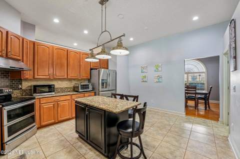 4971 Grand Lakes Drive, Jacksonville FL - photo 11 of 46