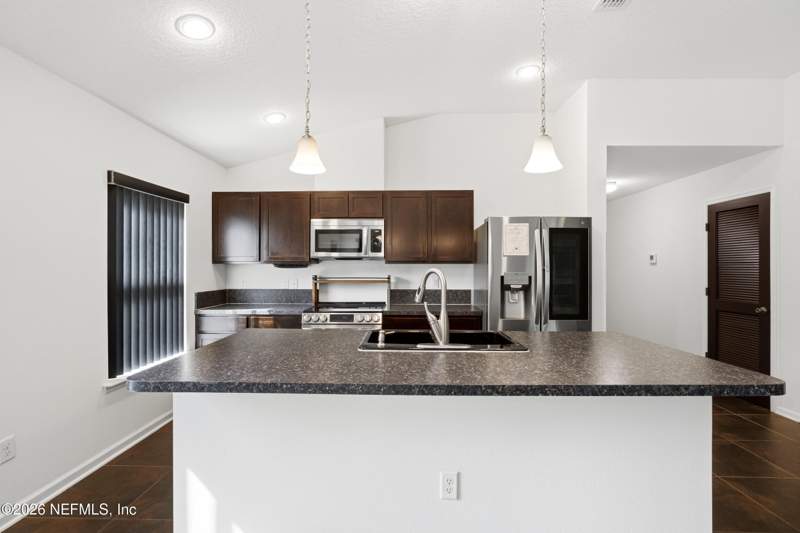 3 bedroom Single Family Residence at 7365 Steventon Way, Westland Oaks, Jacksonville — photo 5