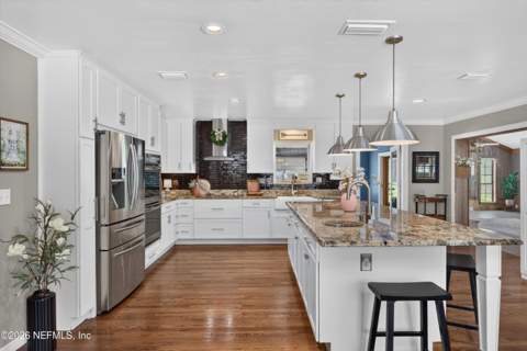 5843 Ovella Road, Jacksonville FL - photo 6 of 42