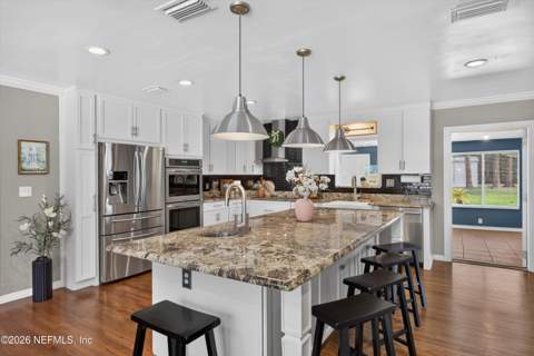 5843 Ovella Road, Jacksonville FL - photo 8 of 42