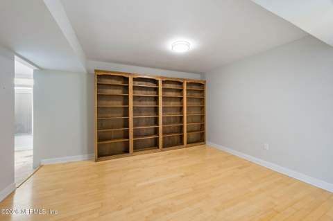 2724 Cove View Drive, Jacksonville FL - photo 16 of 72