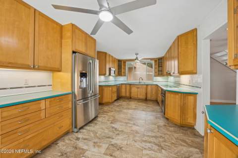 2724 Cove View Drive, Jacksonville FL - photo 22 of 72