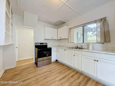 224 Spring Street, Jacksonville FL - photo 12 of 33