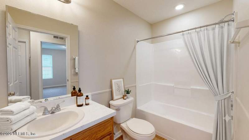 3 bedroom Single Family Residence at 8826 India Avenue, Oakwood Villa Ests, Jacksonville — photo 4