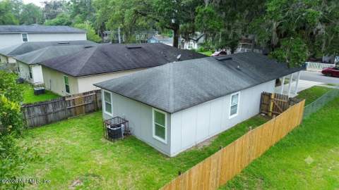 8826 India Avenue, Jacksonville FL - photo 8 of 14