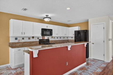 2282 Justin Lake Drive, Jacksonville FL - photo 11 of 32