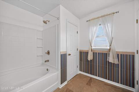 2282 Justin Lake Drive, Jacksonville FL - photo 18 of 32