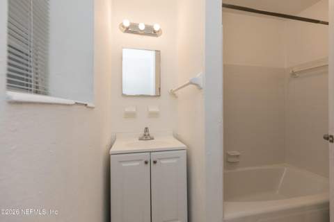 7235 Ken Knight Drive, Jacksonville FL - photo 12 of 26