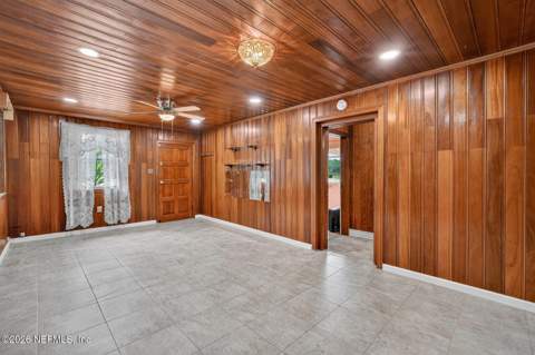 131 Dunn Avenue, San Mateo FL - photo 13 of 44