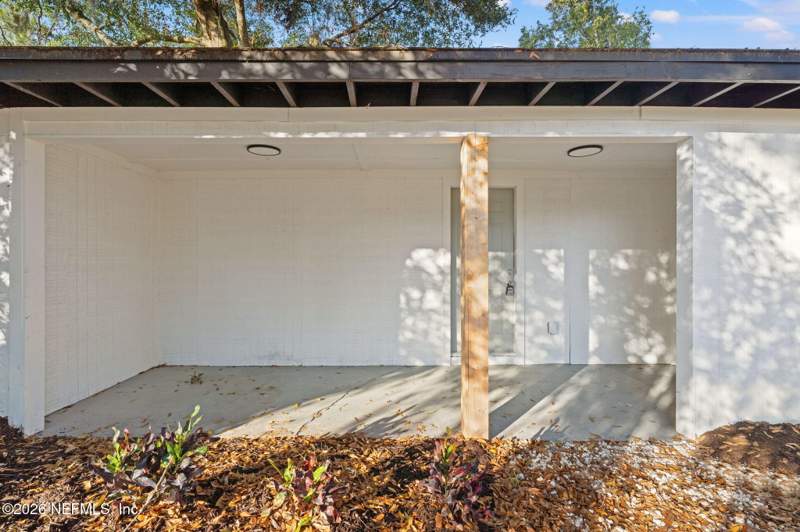 4 bedroom Single Family Residence at 2341 Lake Lucina Drive, Lake Lucina, Jacksonville — photo 4