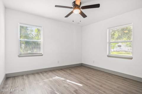 2341 Lake Lucina Drive, Jacksonville FL - photo 17 of 21
