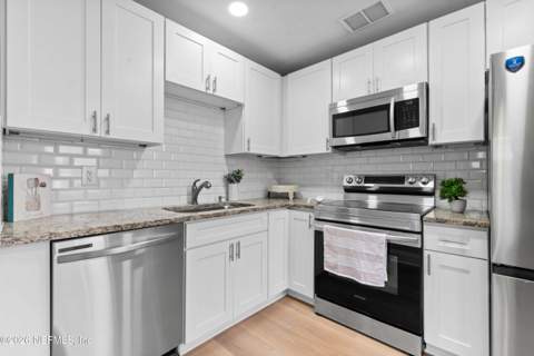 5340 Redrac Street, Jacksonville FL - photo 14 of 28