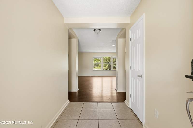 3 bedroom Single Family Residence at 2386 Tyson Lake Drive, Adams Lake, Jacksonville — photo 4