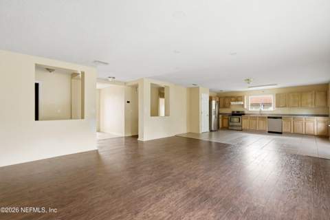 2386 Tyson Lake Drive, Jacksonville FL - photo 6 of 26