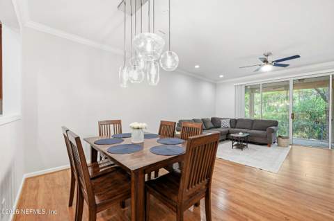 11247 Campfield Circle, Jacksonville FL - photo 12 of 33
