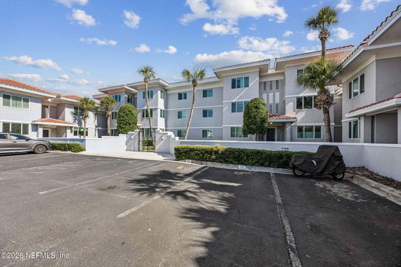 2 bedroom Condominium at 201 N 10th Avenue #102N, Flagler Crossing, Jacksonville Beach — photo 3