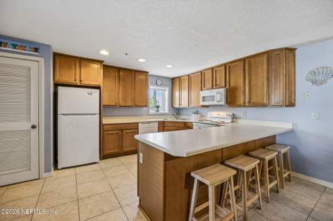 201 N 10th Avenue #102N, Jacksonville Beach FL - photo 13 of 58