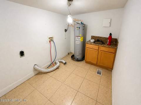 8903 Washington Avenue, Jacksonville FL - photo 19 of 21