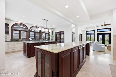 2709 Ocean Drive, Jacksonville Beach FL - photo 16 of 82
