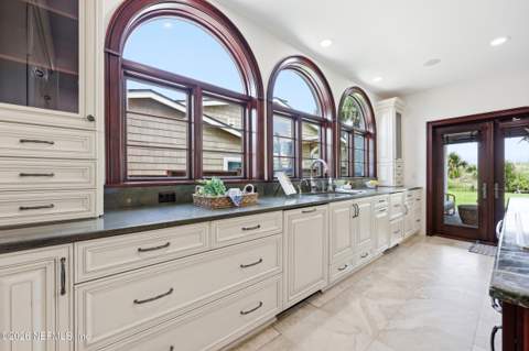 2709 Ocean Drive, Jacksonville Beach FL - photo 18 of 82