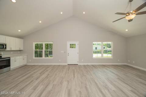 2891 N 8th Street, St. Augustine FL - photo 13 of 53