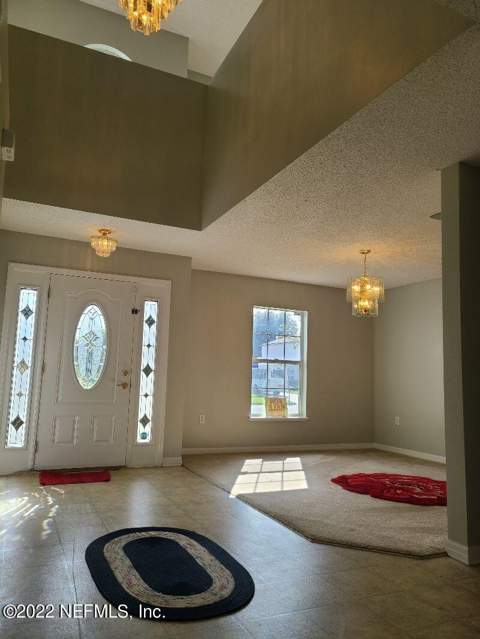5547 Ashleigh Park Drive, Jacksonville FL - photo 13 of 32