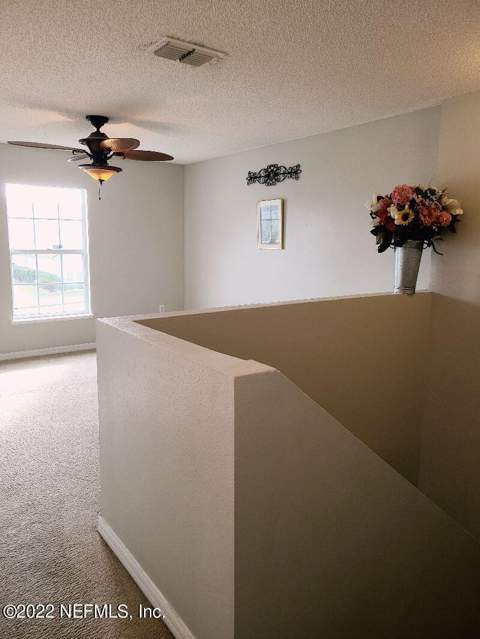 5547 Ashleigh Park Drive, Jacksonville FL - photo 16 of 32