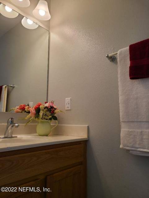 5547 Ashleigh Park Drive, Jacksonville FL - photo 24 of 32