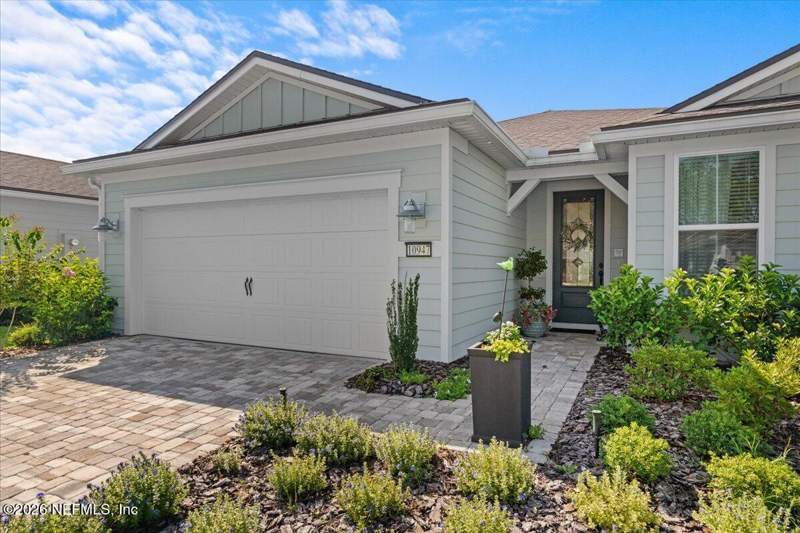 2 bedroom Single Family Residence at 10947 Town View Drive, Del Webb Etown, Jacksonville — photo 2