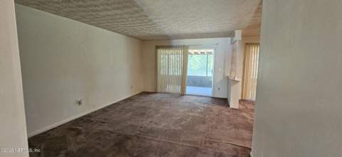 3839 Fernglen Drive, Jacksonville FL - photo 12 of 31