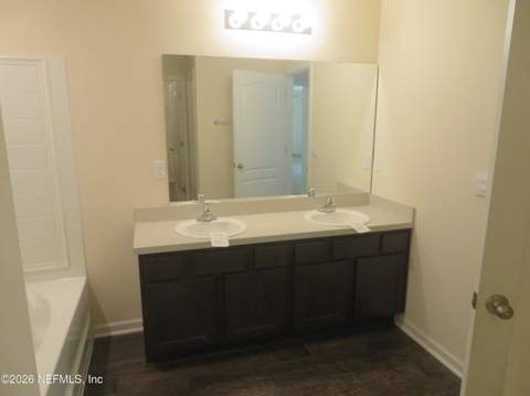 2568 Oak Stream Drive, Green Cove Springs FL - photo 22 of 32