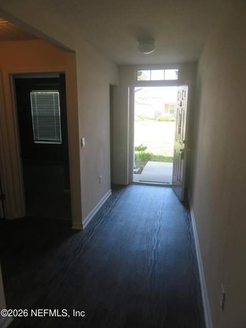2568 Oak Stream Drive, Green Cove Springs FL - photo 9 of 32