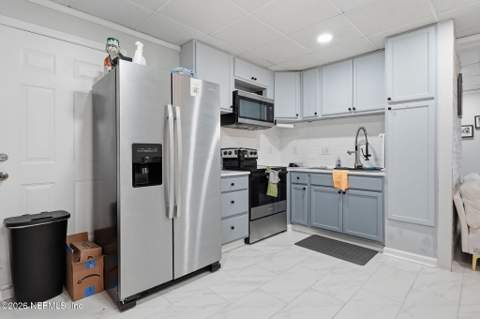 865 Cole Road, Jacksonville FL - photo 16 of 41