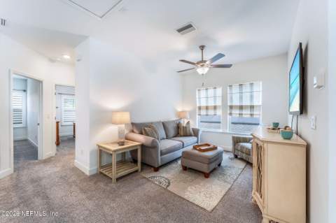 10515 Aventura Drive, Jacksonville FL - photo 18 of 49
