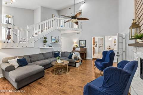 11563 Sedgemoore Drive, Jacksonville FL - photo 11 of 36