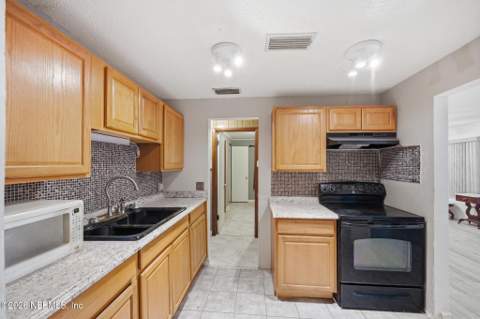 2654 Wilkins Court, Jacksonville FL - photo 23 of 38