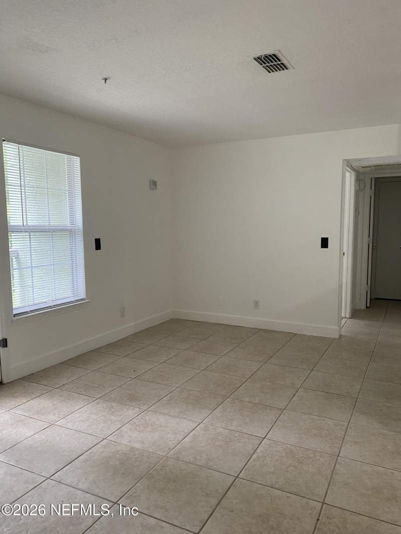 1 bedroom Condominium at 7701 Timberlin Park Boulevard #524, Villas Of Timberlin, Jacksonville — photo 2