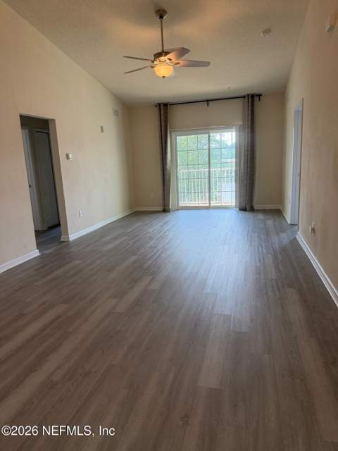 4932 Key Lime Drive #308, Jacksonville FL - photo 8 of 25