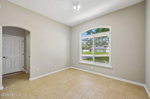 12306 Forest Gate Drive, Jacksonville FL - photo 10 of 40