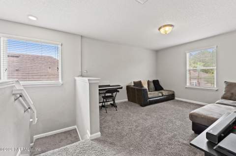 7155 Claremont Creek Drive, Jacksonville FL - photo 15 of 34