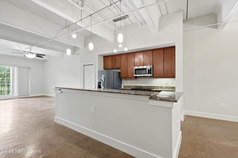 1661 Riverside Avenue #305, Jacksonville FL - photo 8 of 36