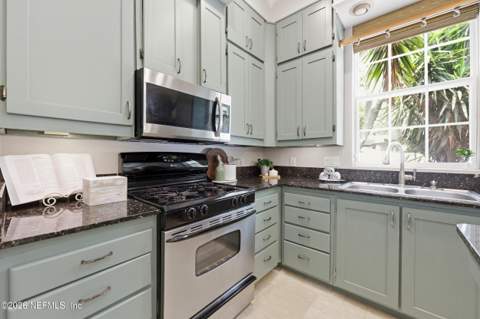 2121 Minerva Avenue, Jacksonville FL - photo 22 of 71