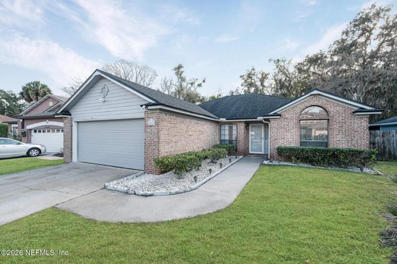 3 bedroom Single Family Residence at 4472 Misty Dawn Court, Emerald Bay, Jacksonville — photo 3
