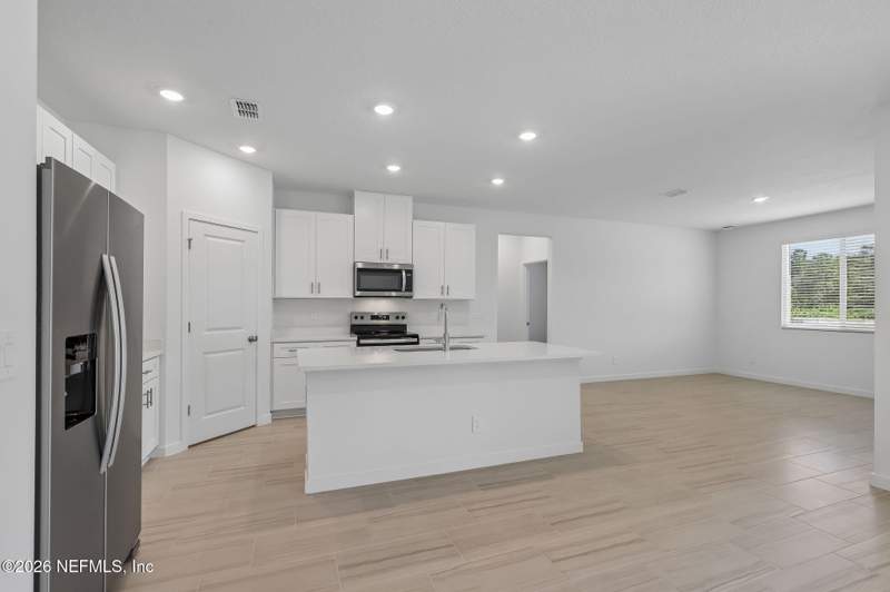 4 bedroom Single Family Residence at 12711 Fabius Way, Azalea Creek, Jacksonville — photo 3